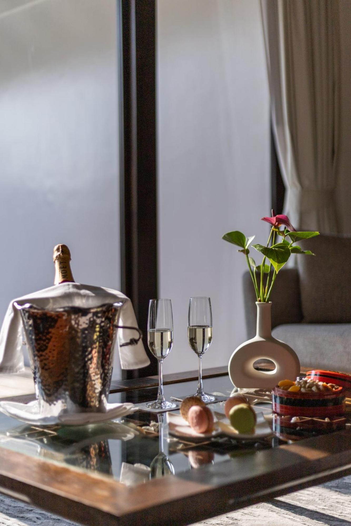 Noku Maldives, Vignette Collection By Ihg, 50 Percent Off Shared Roundtrip Seaplane Transport When You Stay 4 Nights Or More Stay Period Until 23 Dec 2025 (Adults Only) Kudafunafaru Exteriér fotografie
